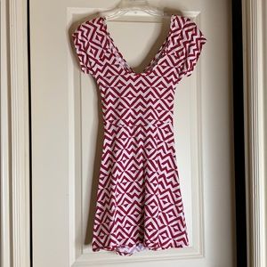 Pink brand dress (size M)